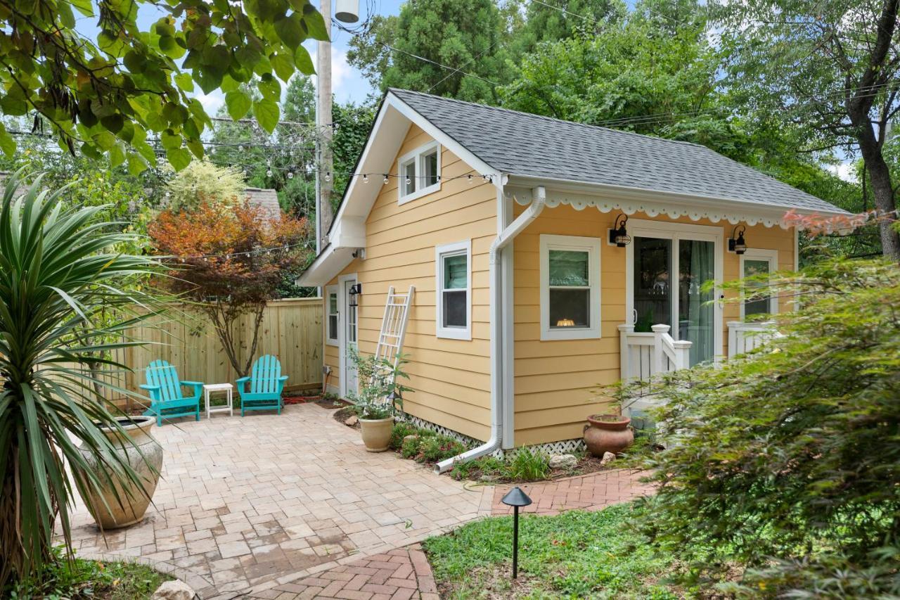 Guest house The Cozy Yellow In Dilworth Charlotte